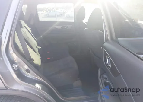 2015 Nissan Rogue S/Sl/Sv z USA, uszkodzony, nr VIN 5N1AT2MT2FC887938